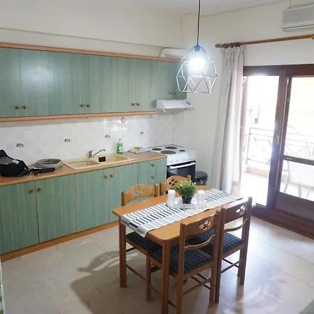 Апартаменты Anna's Summer House Флогита